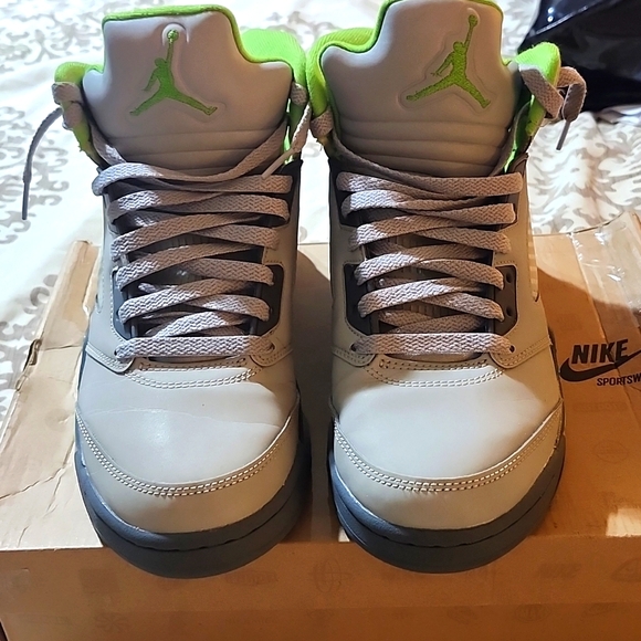 jordan shoes mens size 8.5